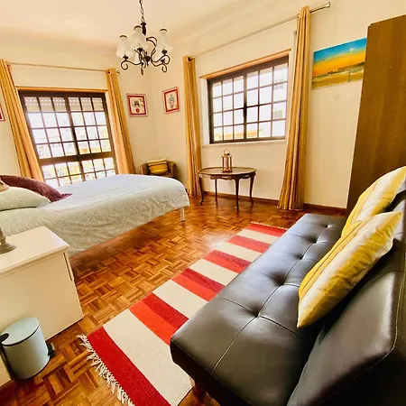 Spray Sitio In Nazare, European Style Bed & Breakfast Nazare